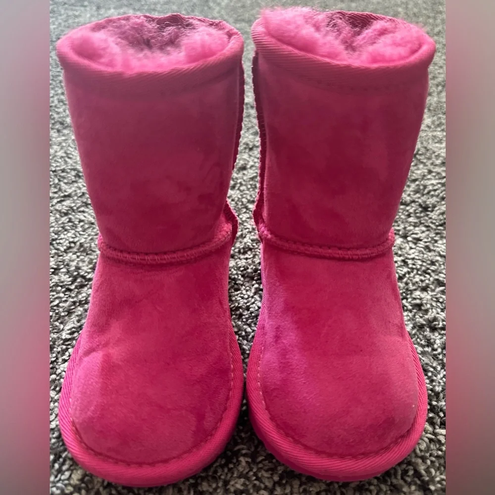 Like Brand New UGG Classic Pink Boot Toddler Size 6